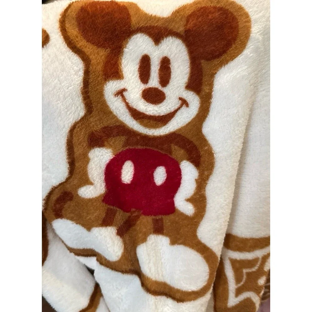 Disney Mickey and Minnie Mouse Gingerbread Christmas Throw Blanket